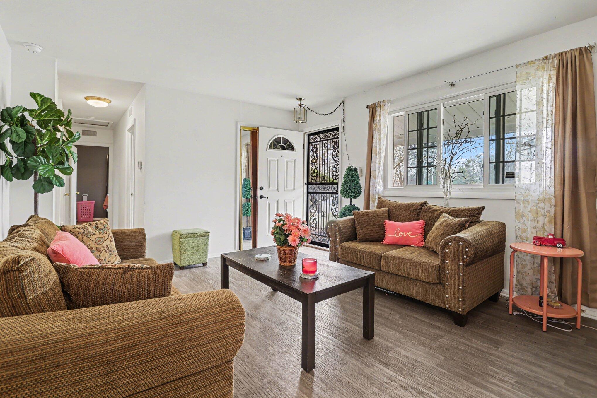 502 Garrison Road Battle Creek, MI 49017 - Photo 5 of 16 005_file_3550