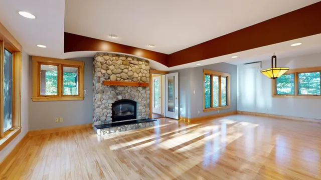 $850,000 | 77 Appleseed Drive, Turner, ME 04282