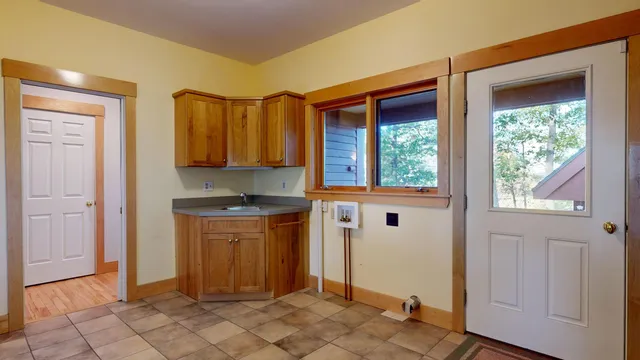 $850,000 | 77 Appleseed Drive, Turner, ME 04282