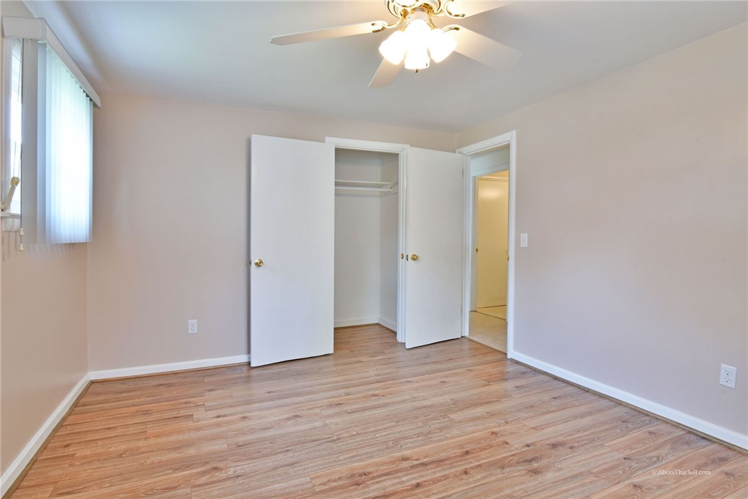 50 Graybar Road Warwick, RI 02888 - Photo 11 of 29