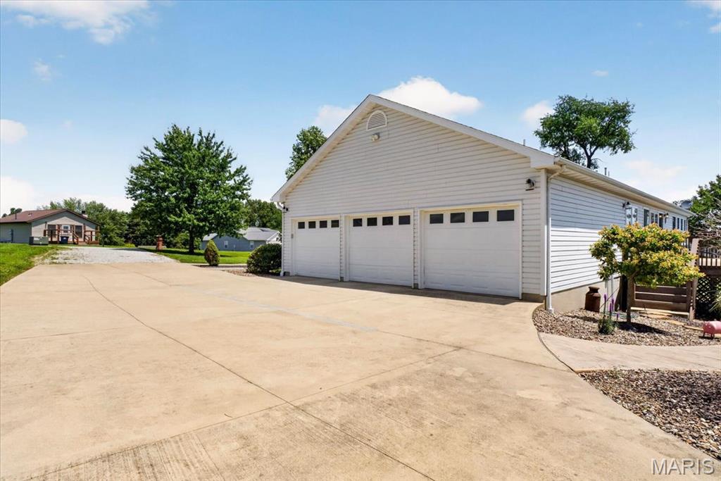 21610 Westview Road Carlyle, IL 62231 - Photo 35 of 38