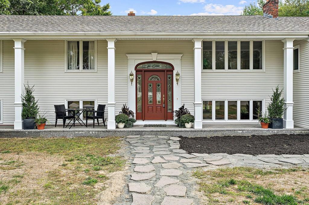 161 Meadowbrook Road Hanover, MA 02339 - Photo 3 of 38