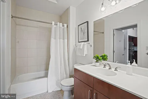 $495,000 | 1000 New Jersey Avenue Southeast, Unit 1224, Washington, DC 20003