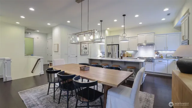 $1,399,950 | 629 Field Place Northeast, Renton, WA 98059