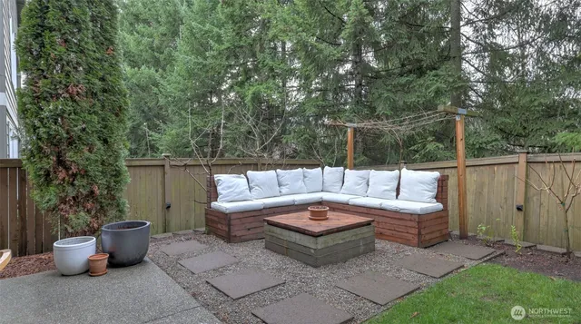 $1,399,950 | 629 Field Place Northeast, Renton, WA 98059