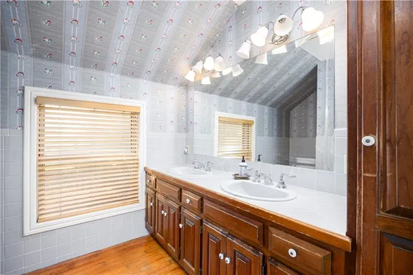 $315,000 | 2139 Jayhawk Road, Fort Scott, KS 66701