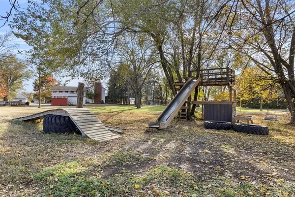 $315,000 | 2139 Jayhawk Road, Fort Scott, KS 66701