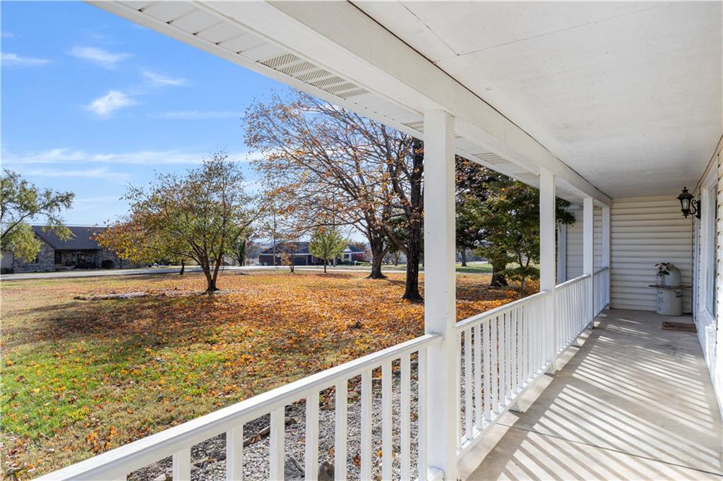 2139 Jayhawk Road Fort Scott, KS 66701 - Photo 6 of 45