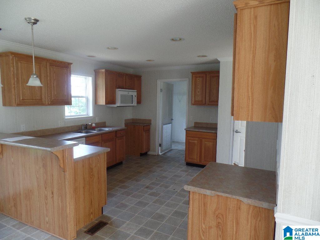 620 Commissary Road Warrior, AL 35180 - Photo 7 of 13