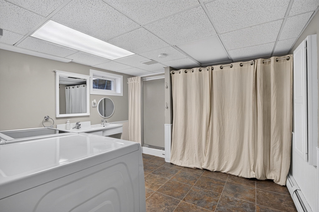 11 Haverhill Road Topsfield, MA 01983 - Photo 31 of 42 Gallery Image 31