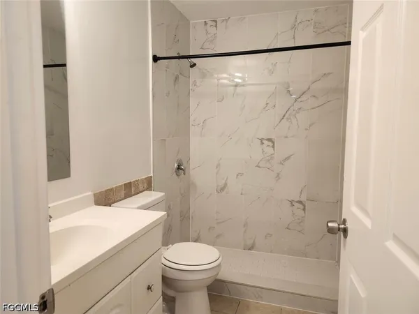 $1,625 | 1901 Southeast 15th Place, Unit A, Cape Coral, FL 33990