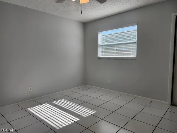 $1,625 | 1901 Southeast 15th Place, Unit A, Cape Coral, FL 33990