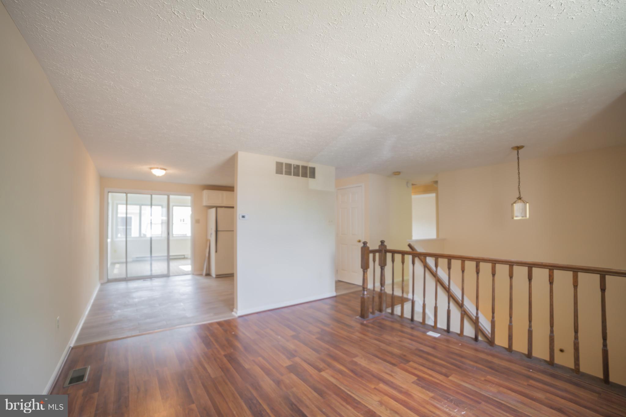 5041 Clifford Road Perry Hall, MD 21128 - Photo 7 of 20 Living Room