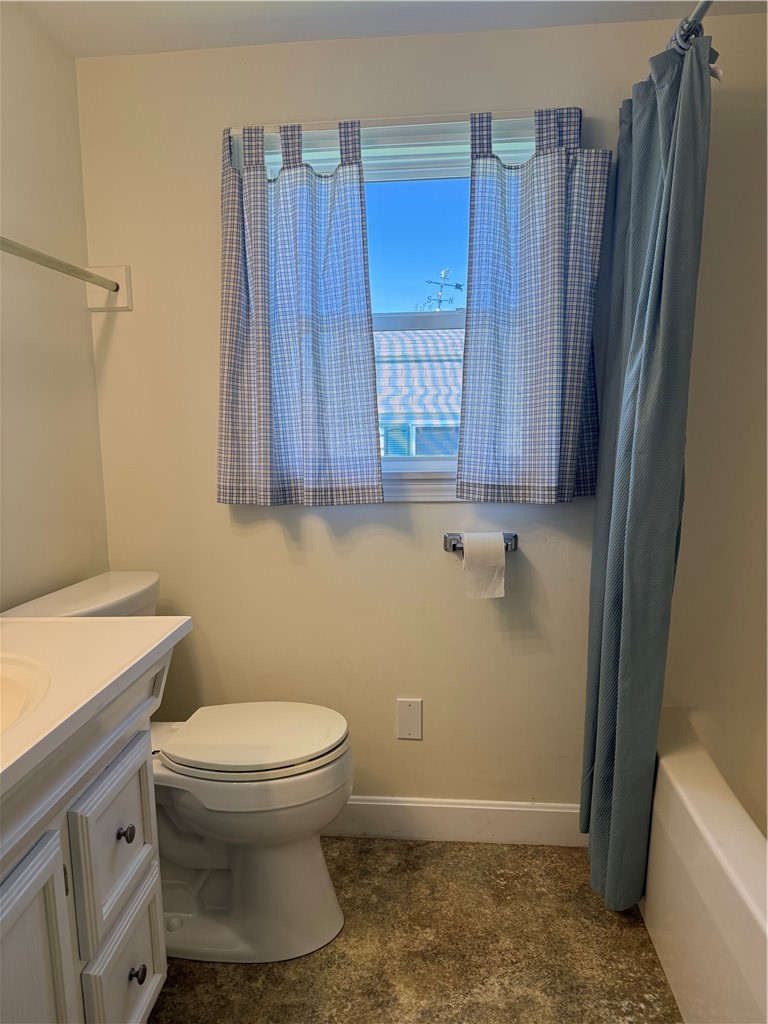36 Lawrence Court Tiverton, RI 02878 - Photo 6 of 10
