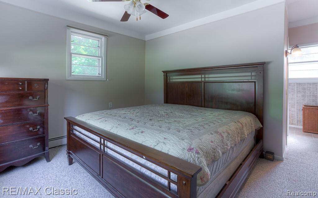 18231 Sumpter Road Belleville, MI 48111 - Photo 27 of 30 18231 sumpter interiors (17).jpg