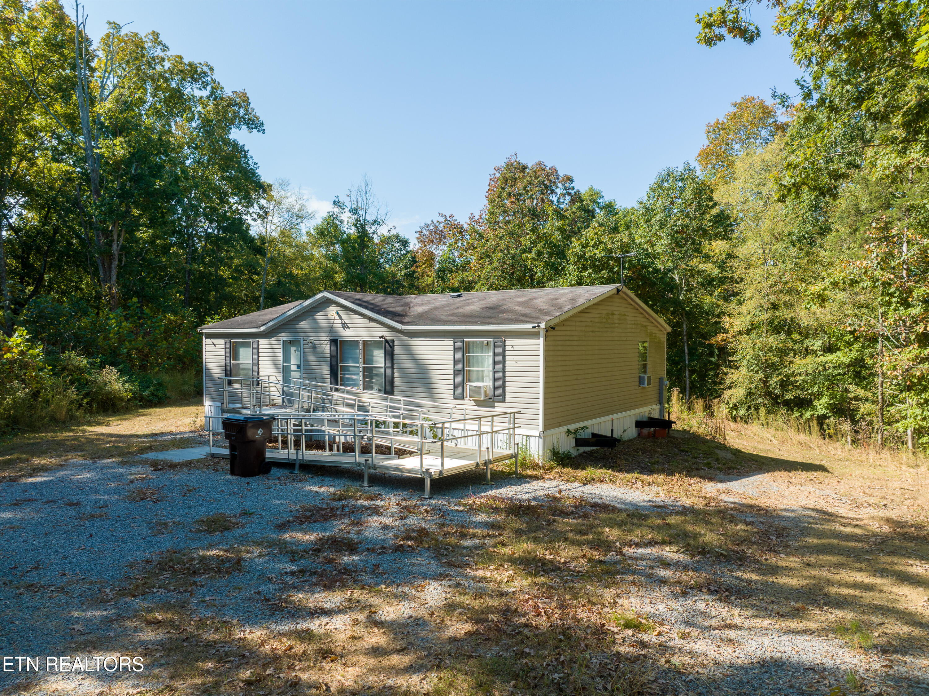 230 Raper Road Madisonville, TN 37354 - Photo 2 of 30 DSC_3491