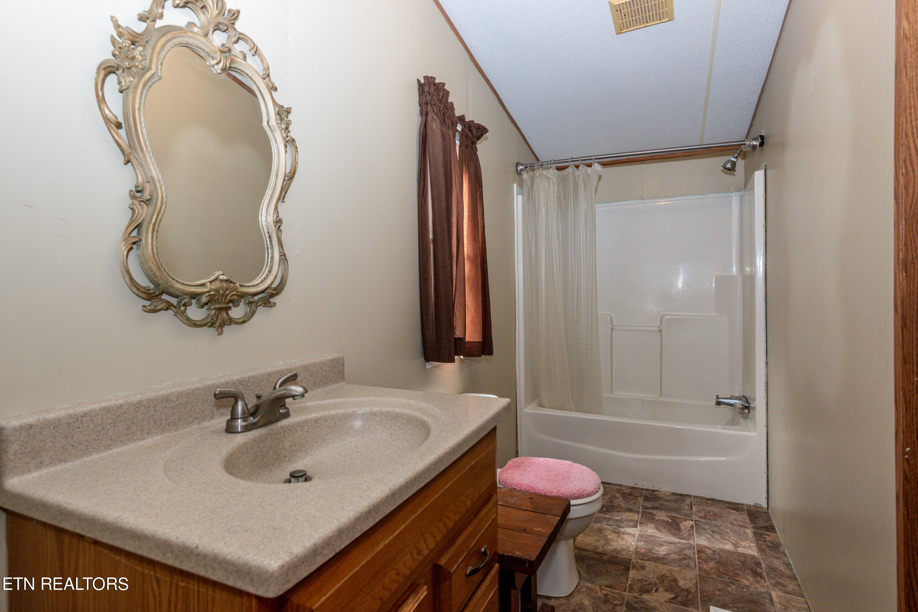230 Raper Road Madisonville, TN 37354 - Photo 26 of 30 _DSC4680