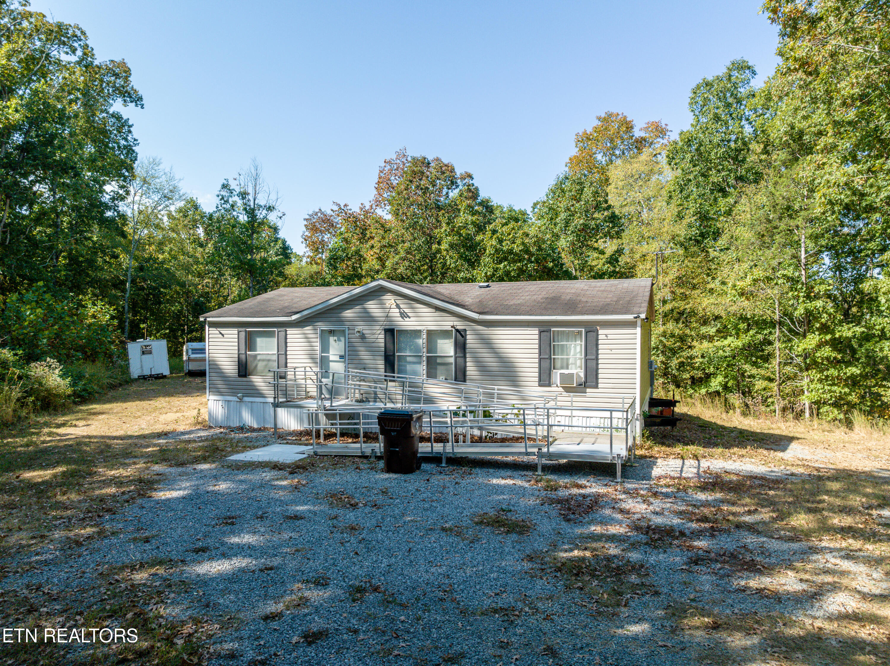 230 Raper Road Madisonville, TN 37354 - Photo 3 of 30 DSC_3491-2