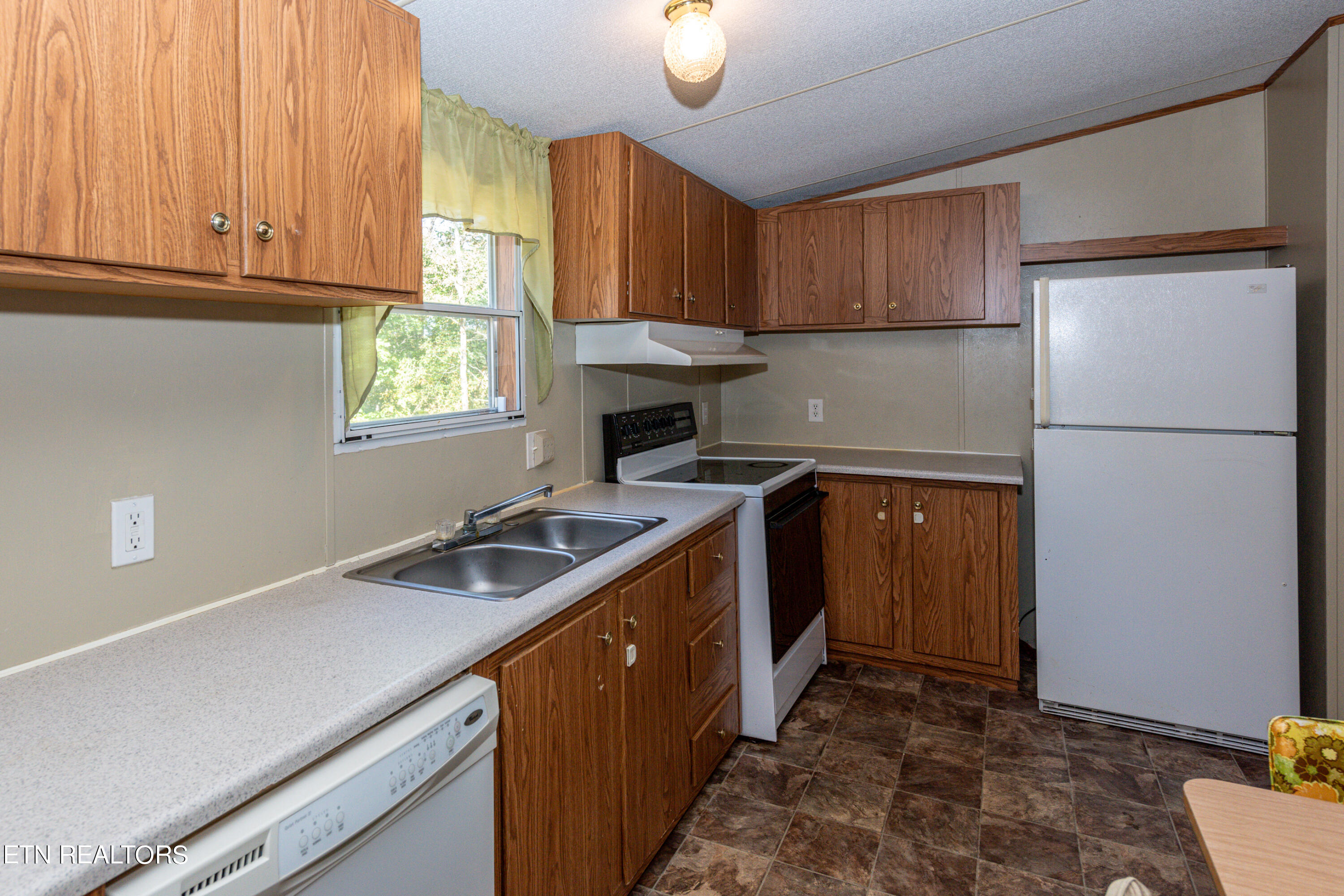 230 Raper Road Madisonville, TN 37354 - Photo 8 of 30 _DSC4673