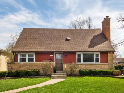 $749,000 | 8817 Kenton Avenue, Skokie, IL 60076