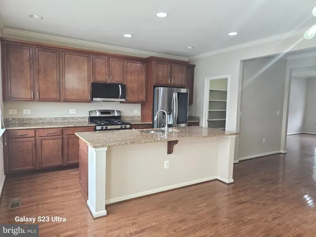 $3,300 | 25634 Pleasant Valley Road, Chantilly, VA 20152