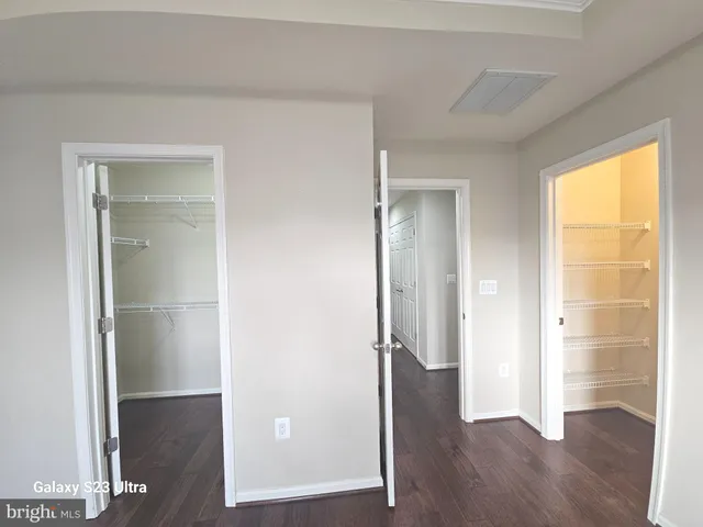 $3,300 | 25634 Pleasant Valley Road, Chantilly, VA 20152