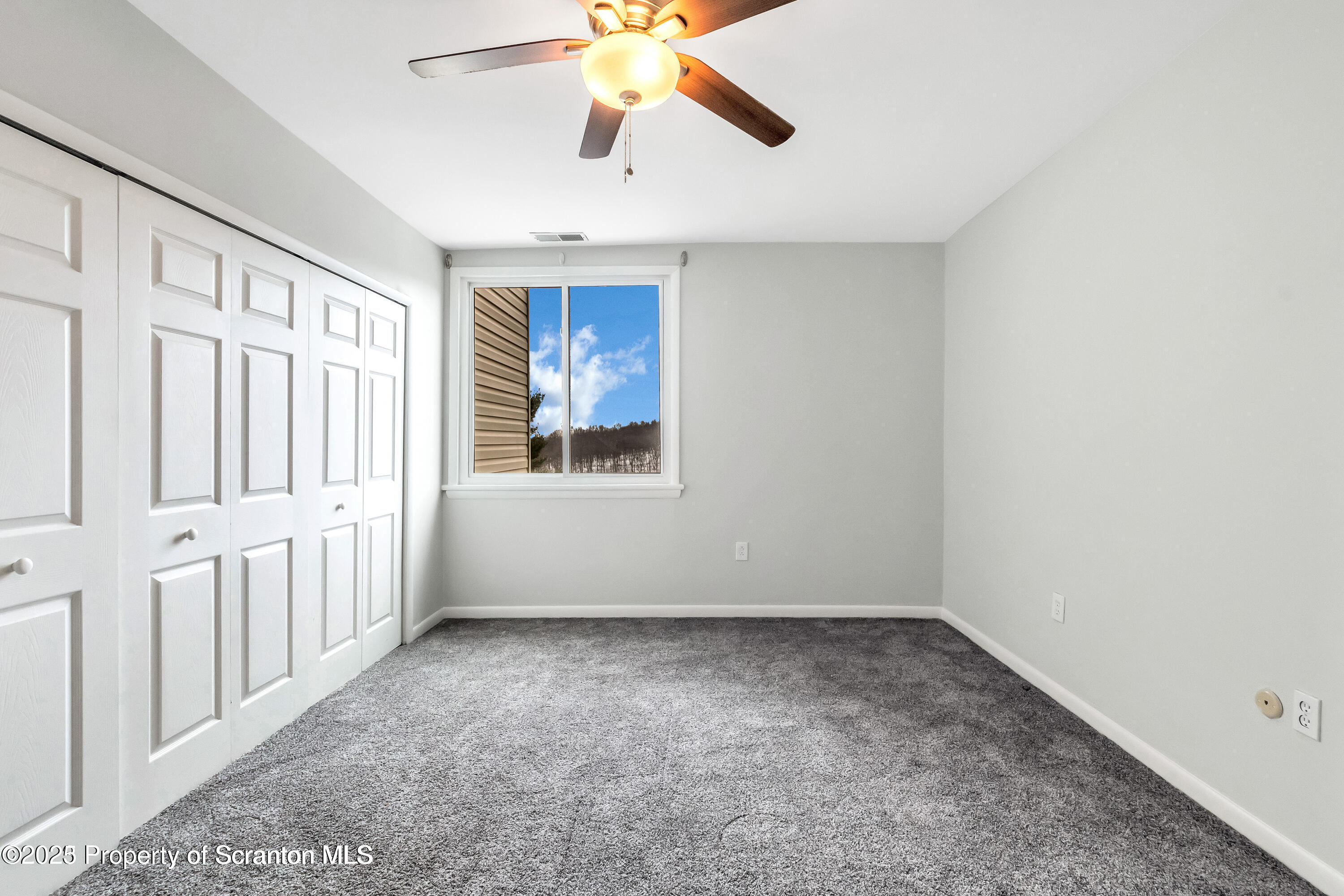 1711 Summit Pointe Scranton, PA 18508 - Photo 11 of 13 20230302145615612380000000-o