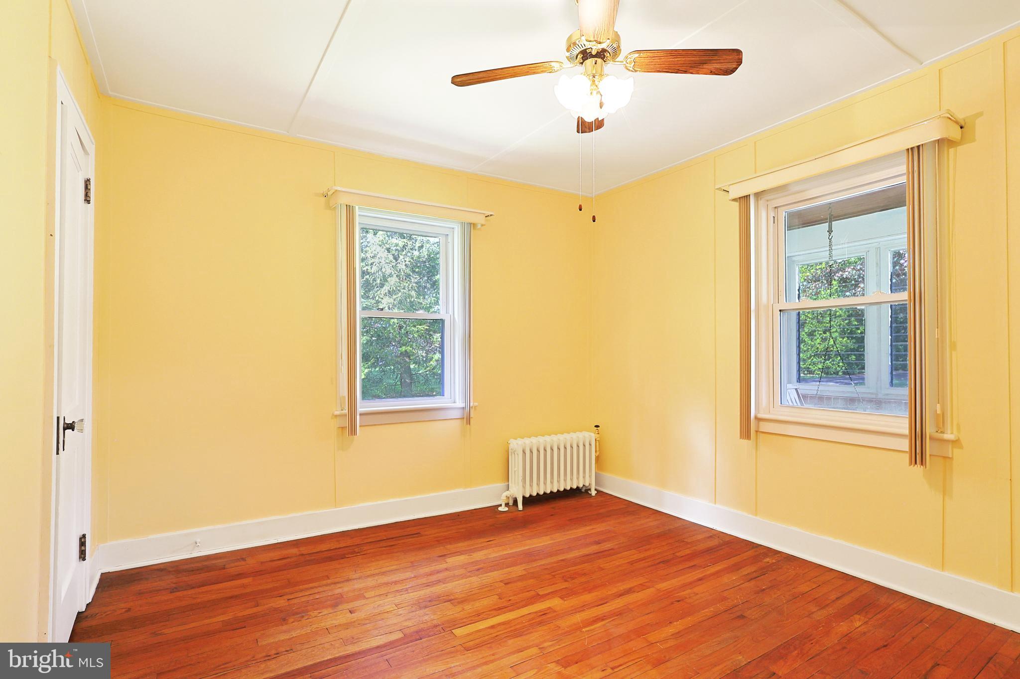 11319 Dehaven Road Northeast Cumberland, MD 21502 - Photo 18 of 66 Bedroom #1