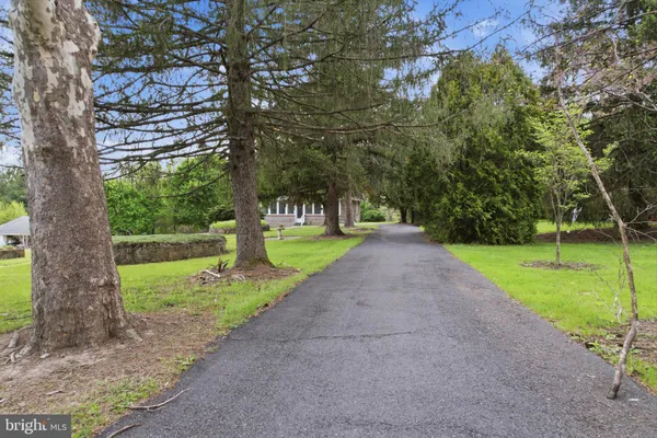 $215,000 | 11319 Dehaven Road Northeast, Cumberland, MD 21502