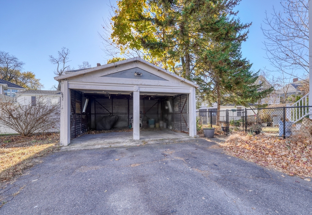 24 Faneuil Road, Unit 1 Waltham, MA 02452 - Photo 28 of 29 Gallery Image 28