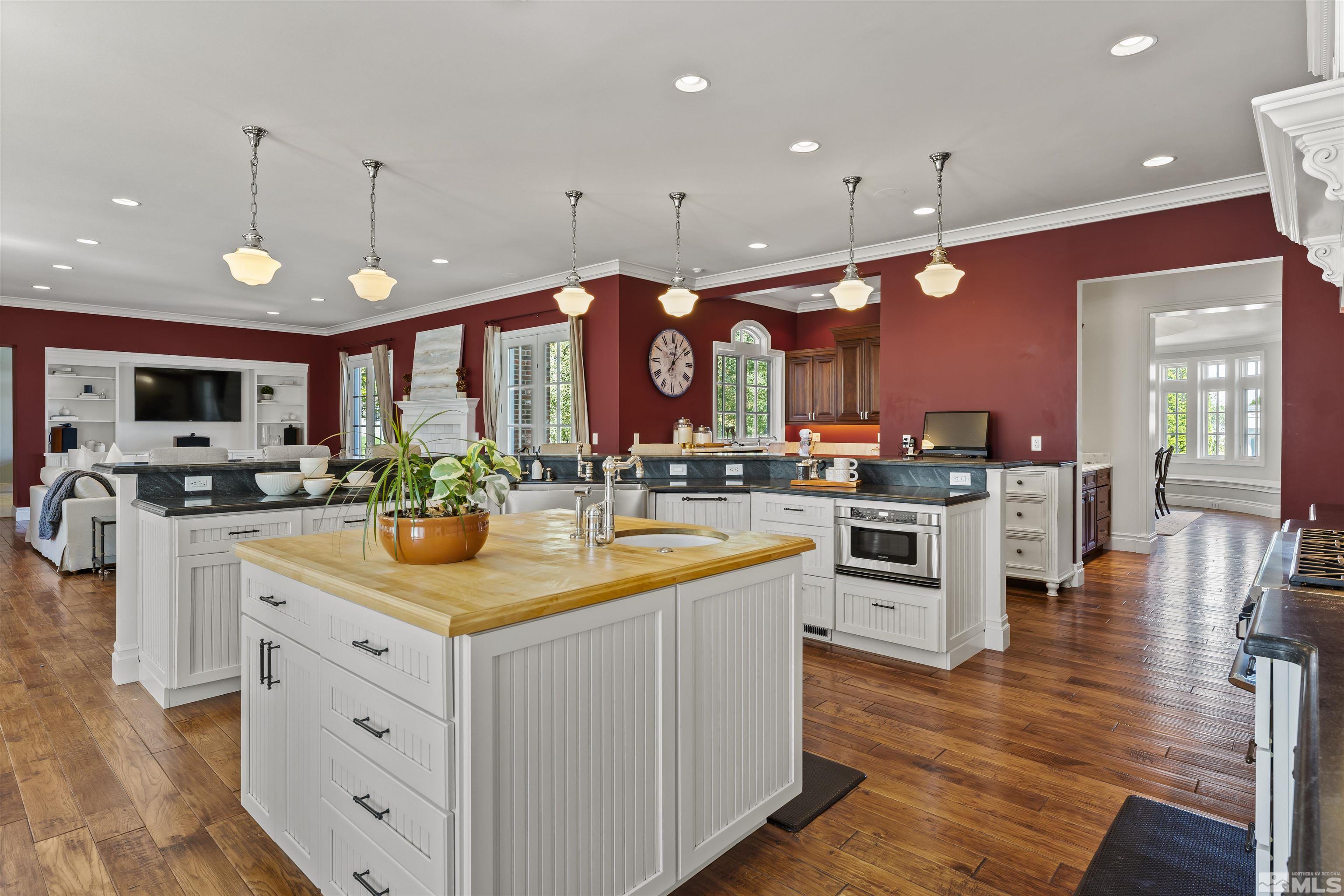 500 Mil Drae Lane Reno, NV 89511 - Photo 14 of 40 Photo 14