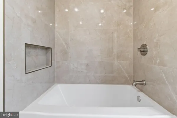 $2,875 | 213 Hermitage Street, Philadelphia, PA 19127