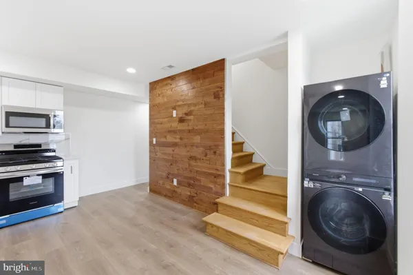 $2,875 | 213 Hermitage Street, Philadelphia, PA 19127