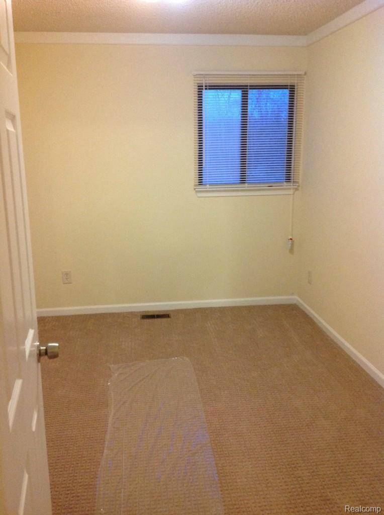 26750 Halsted Road Farmington, MI 48331 - Photo 10 of 17 HalstedBedroom.jpg