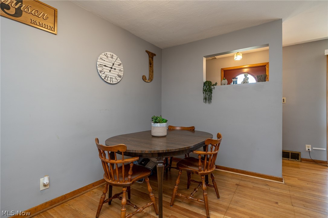 5612 Hauserman Road Cleveland, OH 44130 - Photo 20 of 23