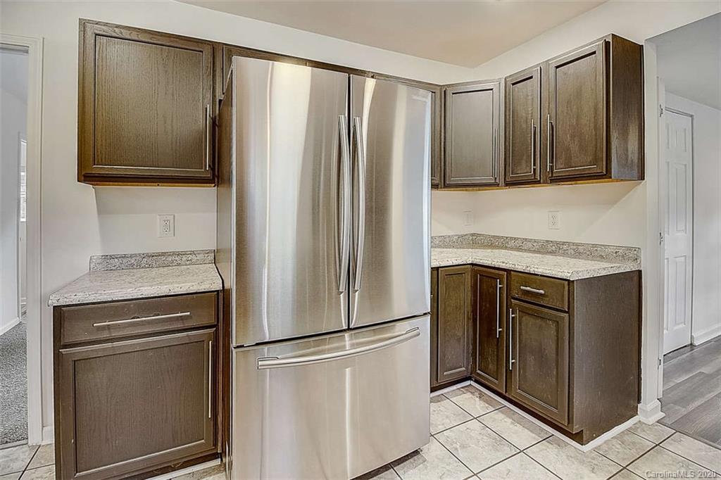 3110 Love Mill Road Monroe, NC 28110 - Photo 9 of 27 Gallery Image 9