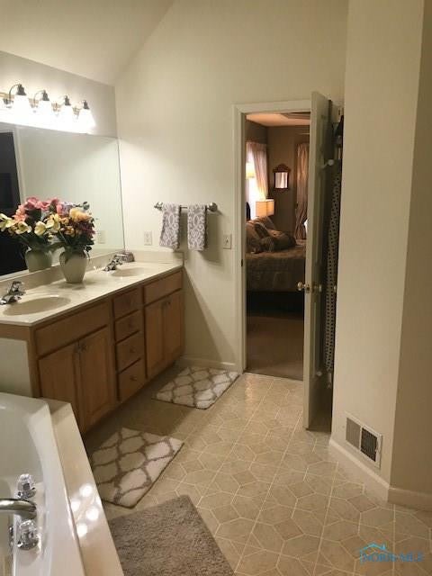 705 Weatherstone Road Holland, OH 43528 - Photo 16 of 29 Gallery Image 16