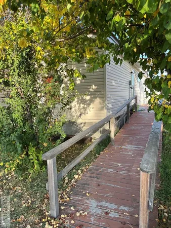 $395,000 | 2252 East 300 North, St. Anthony, ID 83445