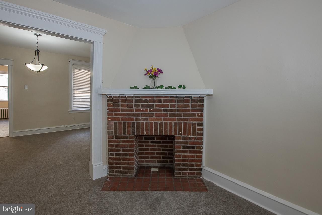 225 Kingston Road Upper Darby, PA 19082 - Photo 13 of 50