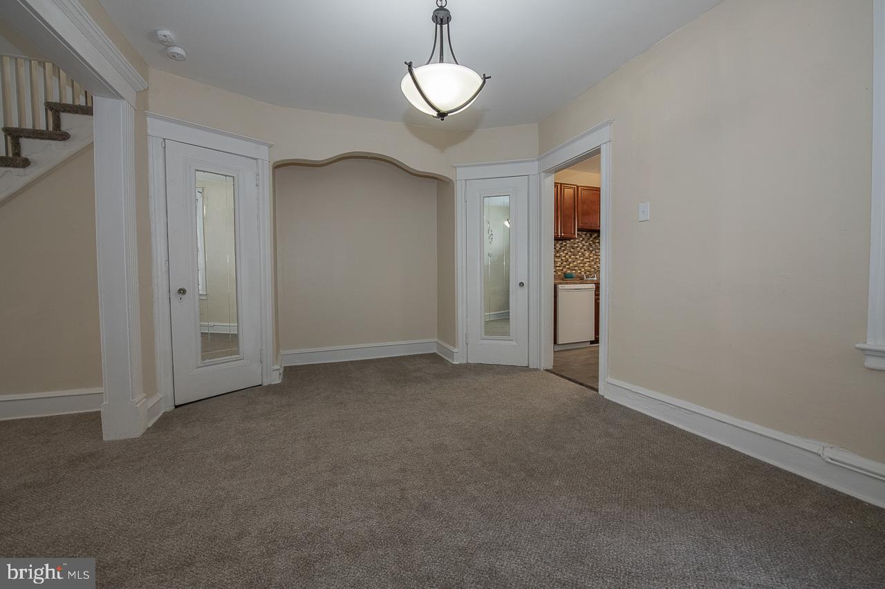 225 Kingston Road Upper Darby, PA 19082 - Photo 14 of 50