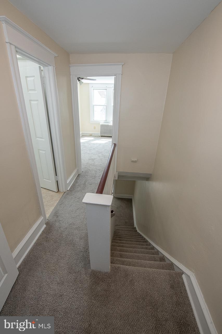 225 Kingston Road Upper Darby, PA 19082 - Photo 20 of 50