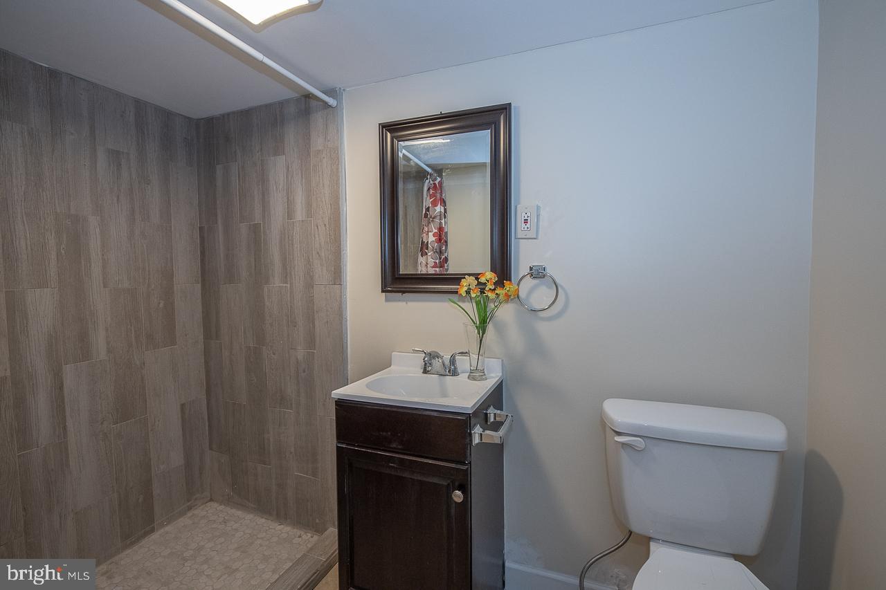 225 Kingston Road Upper Darby, PA 19082 - Photo 40 of 50