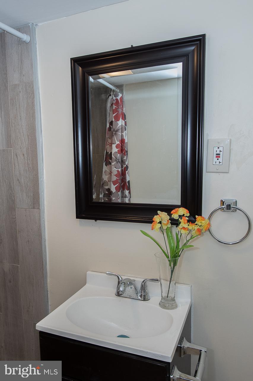 225 Kingston Road Upper Darby, PA 19082 - Photo 42 of 50