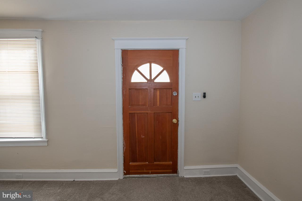 225 Kingston Road Upper Darby, PA 19082 - Photo 8 of 50