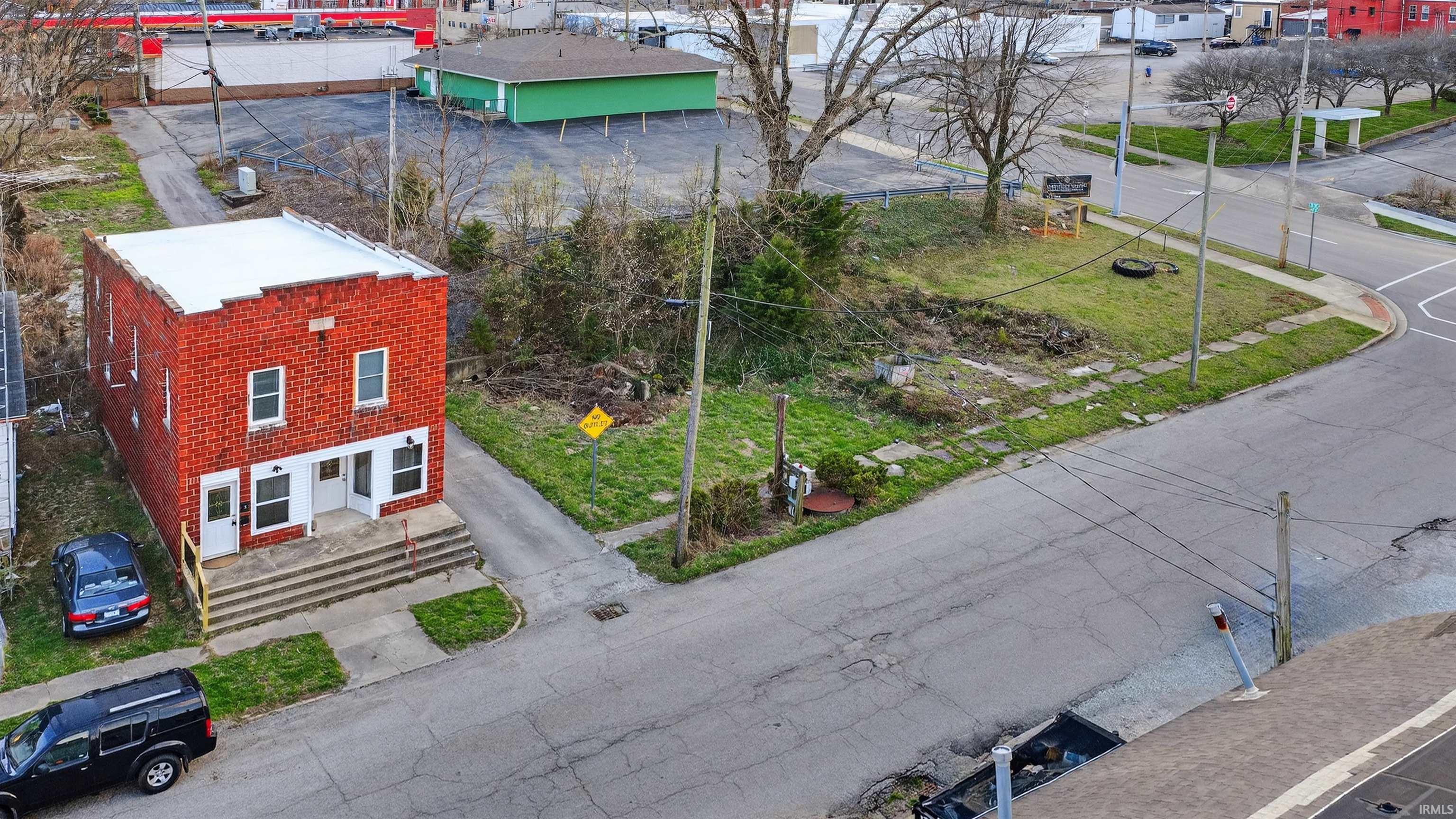 708 15th Street Bedford, IN 47421 - Photo 26 of 36
