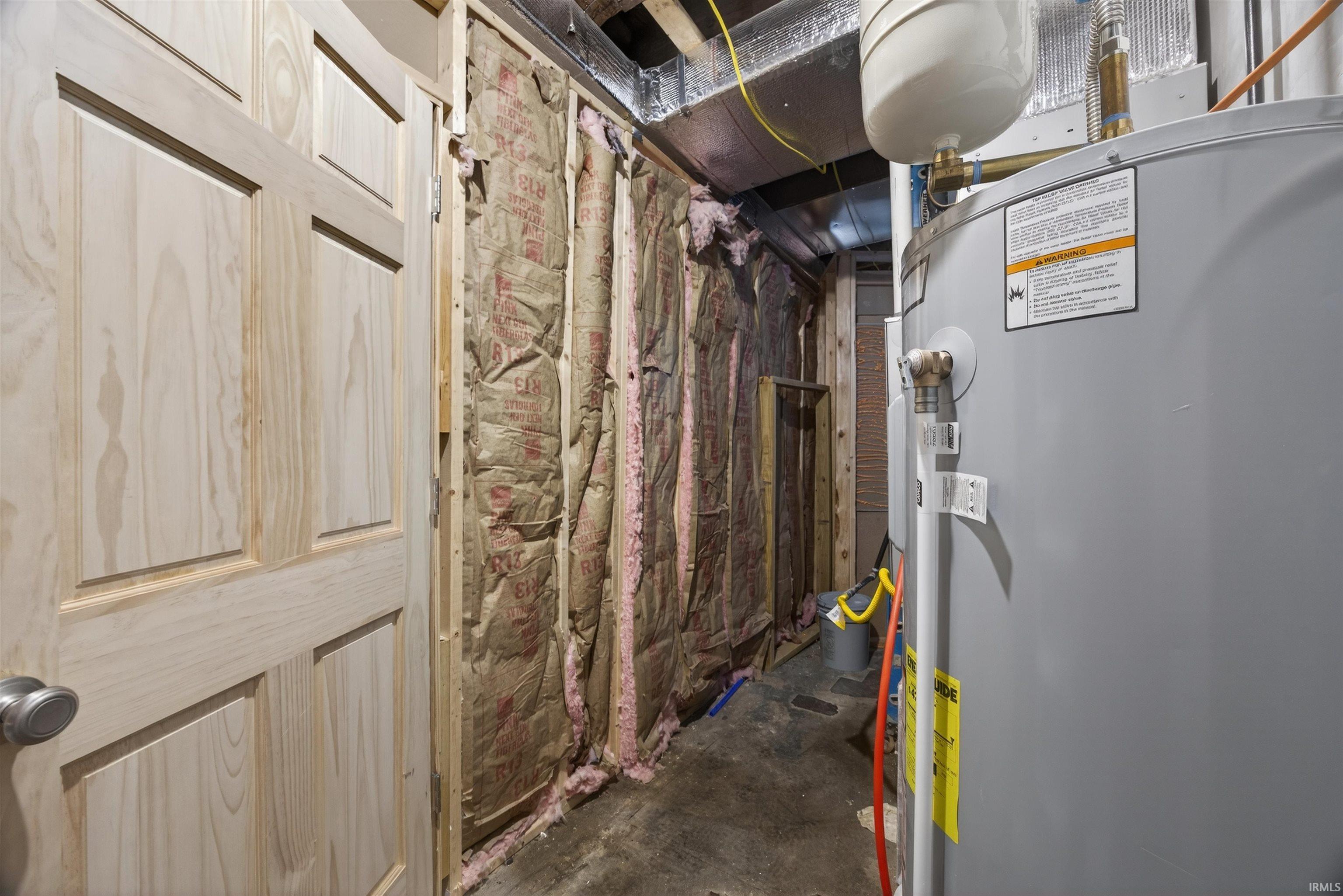 708 15th Street Bedford, IN 47421 - Photo 7 of 36