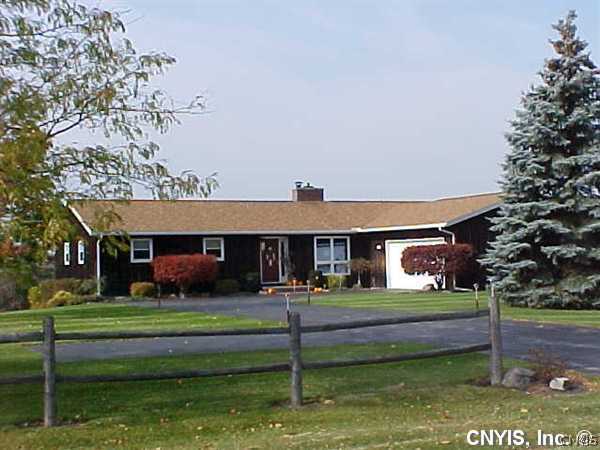6909 County Line Road Auburn, NY 13021 - Photo 1 of 1 Exterior Front