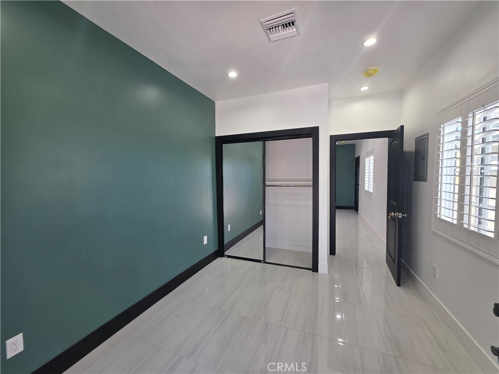 9523 Stanwin Arleta, CA 91331 - Photo 7 of 11