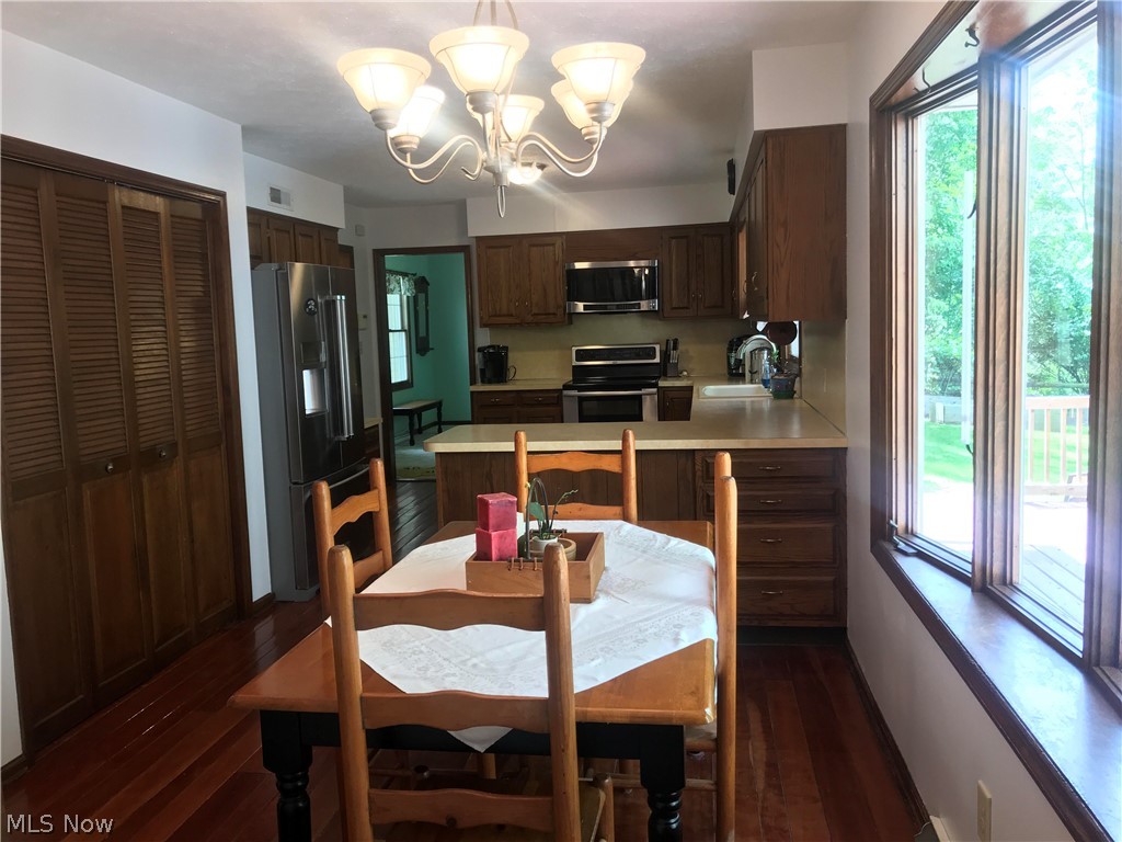 4020 Cook Road Medina, OH 44256 - Photo 11 of 28