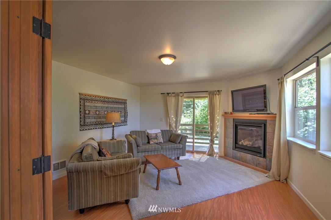 1373 Gulf Road Point Roberts, WA 98281 - Photo 16 of 25 Gallery Image 16